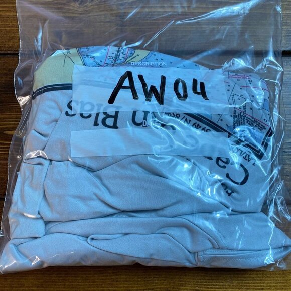 Altered Latitudes Dri-Fit Rash Guard Shirt Men's Medium Long Sleeve Swim Tee Sun - Picture 9 of 9